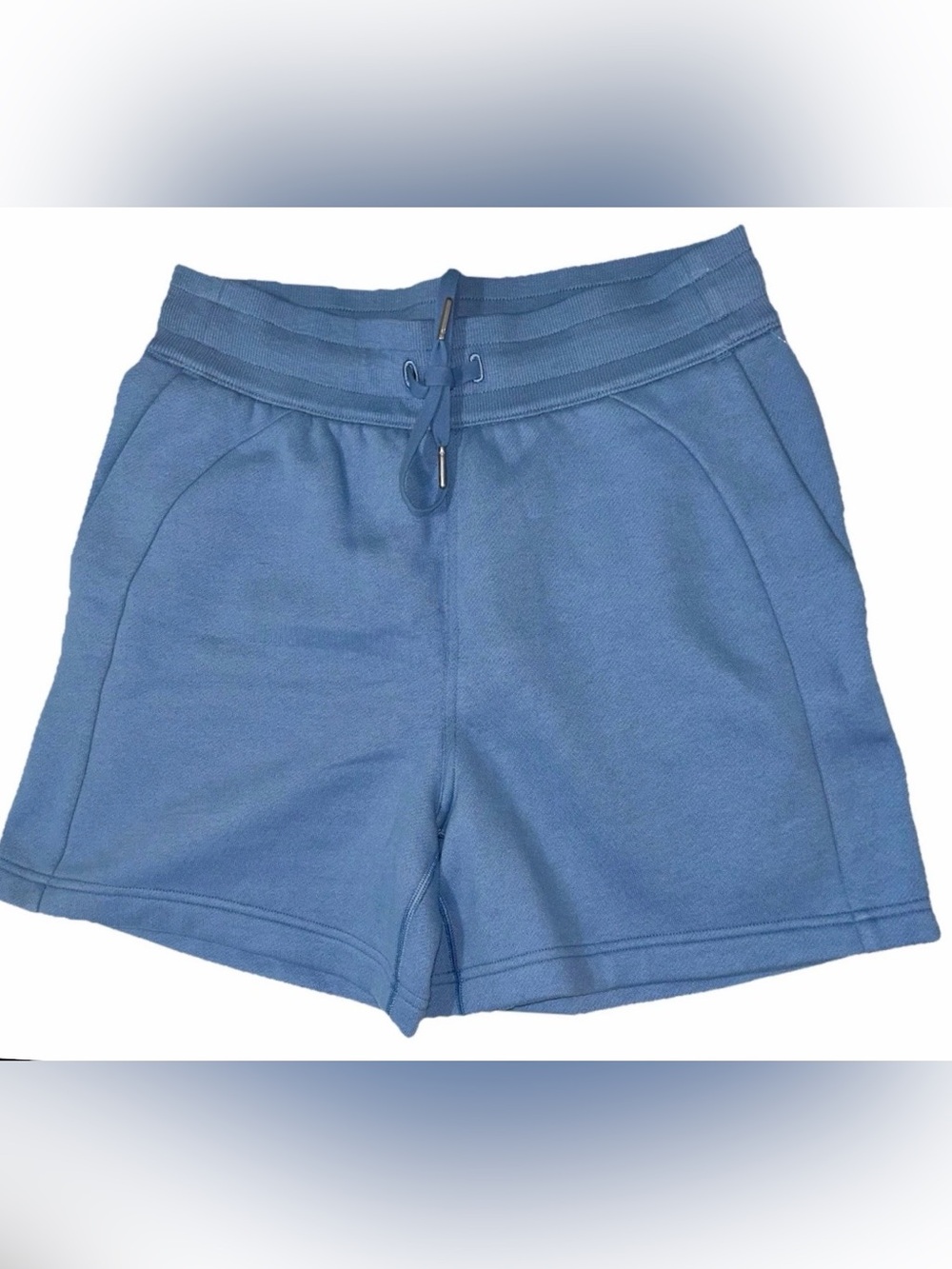 NWT LULULEMON SIZE 4 SCUBA HIGH RISE 5”L SHORT RELAXED POCKETS BLUE WILLOW $68